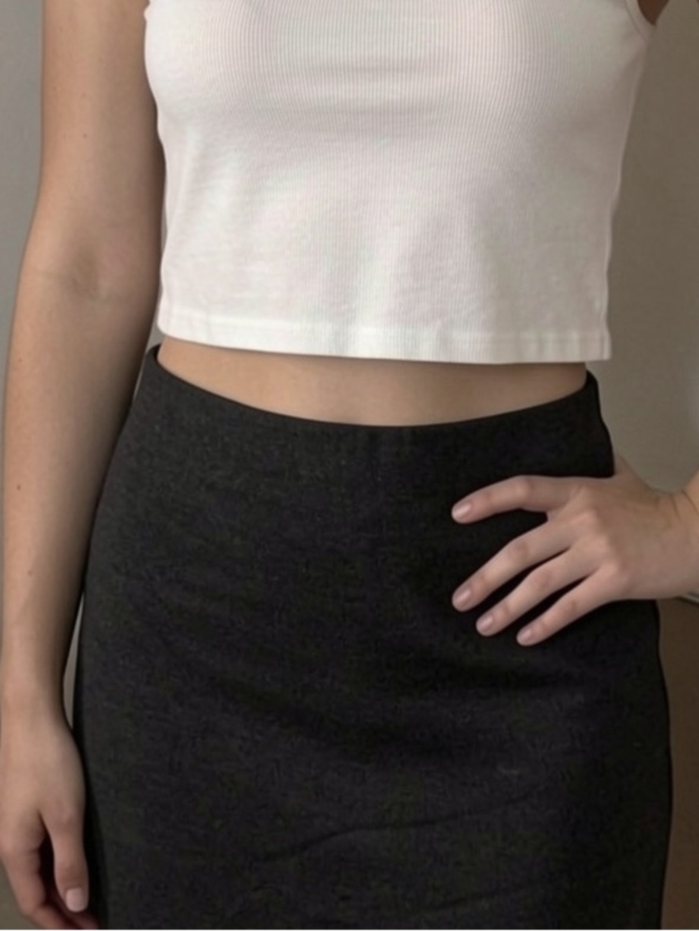 ❤️ 5 for $20! LOFT Charcoal Black High-Rise Pencil Skirt